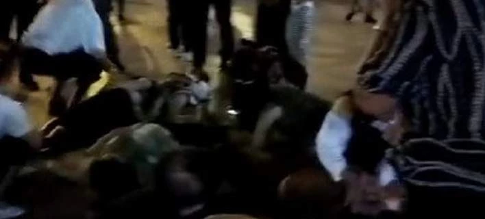 Αυτοκίνητο έπεσε σε πεζούς στην Κίνα -Τουλάχιστον 3 νεκροί και 43 τραυματίες (εικόνες, βίντεο)